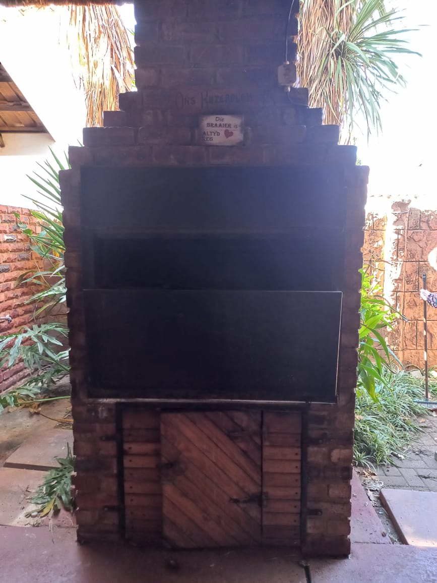 3 Bedroom Property for Sale in La Hoff North West
